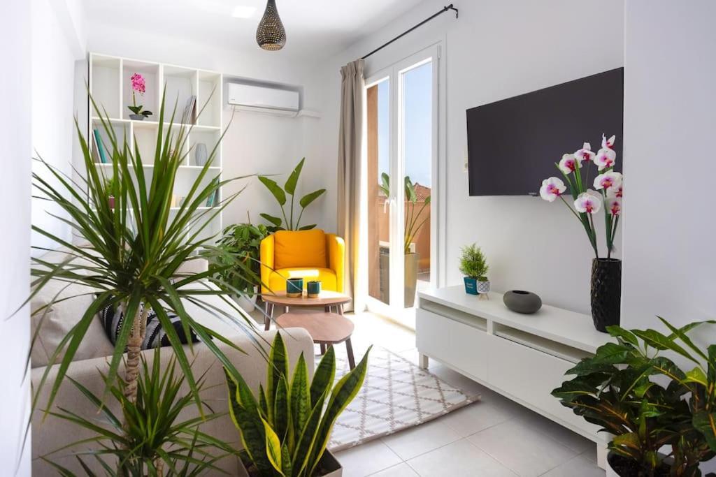 Wow, Design Apartment, Steps From Town Centre Apartment